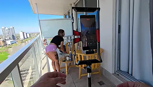Kocam Ve Ben Kiralık Bir Dairede Eğlendik: Sokak Manzaralı Balkonda Oral Seks Ve Yatak Odasında Seks.