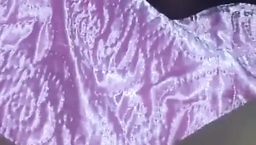 Порно девушка мастурбирует в колготках и стонет в видео от первого лица