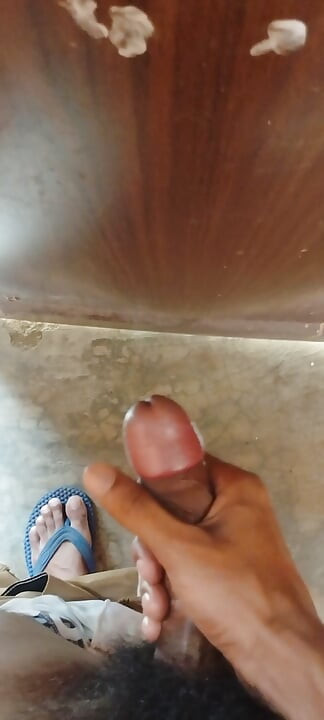 Jerkin cumshot