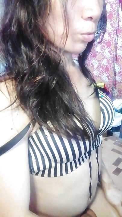 Looking for Daddy for Reyna Because She Misses Her so Much She Wants to Fuck Apparently