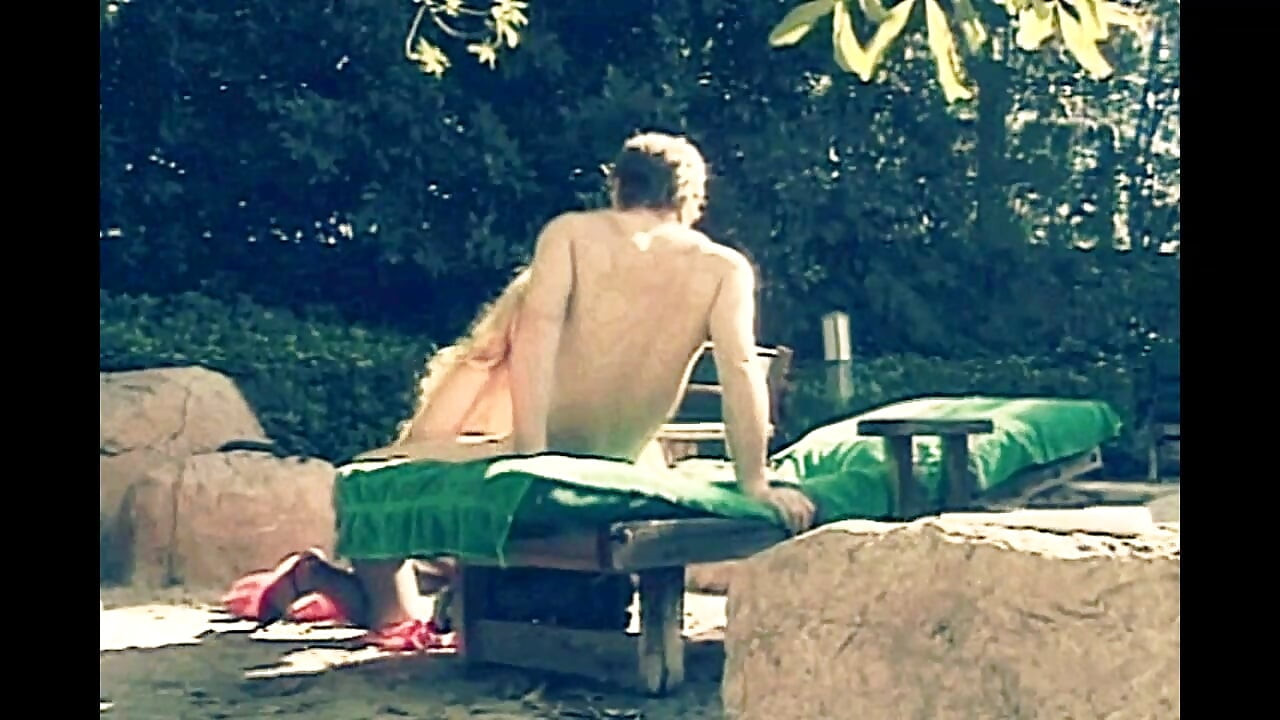 Seks vintaj berakhir dengan dubur