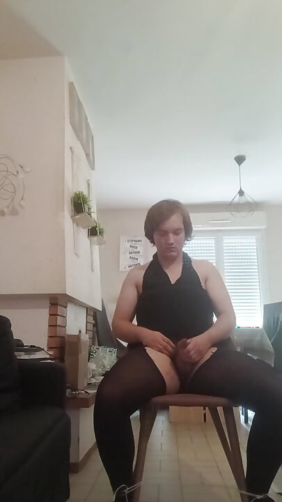 Self bondage, cumshot