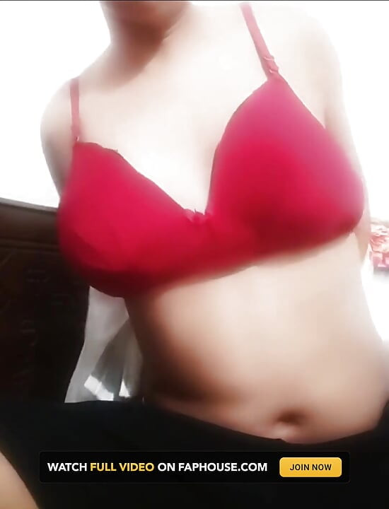 Deshi Bhabi masturbatie
