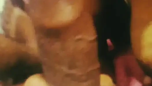 Menunggangi video seks nyata penuh