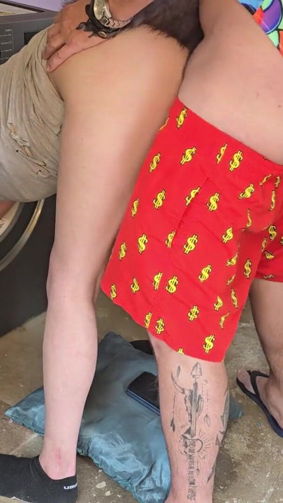 Stepsis got stuck in the washing machine ,just had to fuck her flowering pussy | Clip 1