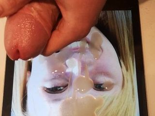 Shootin a big load of cum all over heatherm09a's pretty face