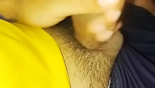 Penisim seni defalarca boşaltıyor