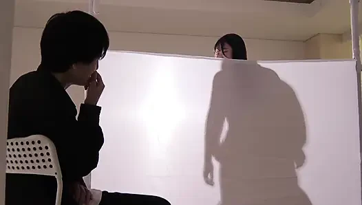 Bagian 1: main sama pasangan penuh gairah di boneka bayangan! Kuis silhouette perubahan cepat NTR NTR! Dapatkah pacar menebak cosplay pacar kampus dengan benar!? Jika kamu gagal, kamu melakukan seks instan dengan kontol besar!