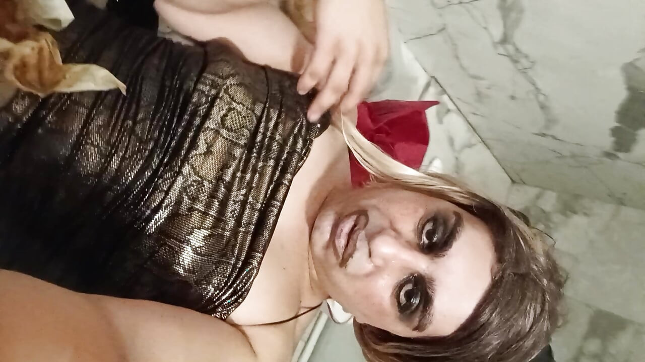 FetishEmmanuella video 4 - Garbage Prostitute - part 3