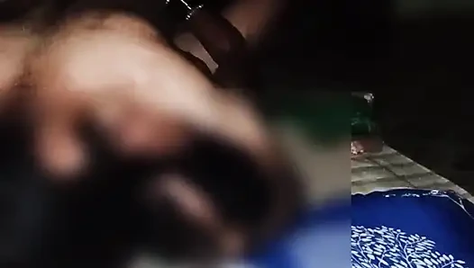 Seks rahasia tengah malam. Ibu tiri desi ngentot.