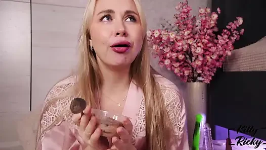 Ich esse Kuchen