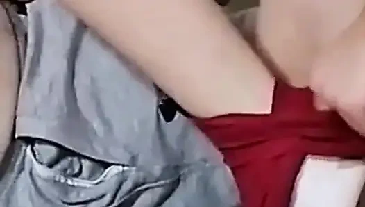 Ibu tiri mengendus thong cummy-nya - itu bukan ayah, ini beban sialanmu!