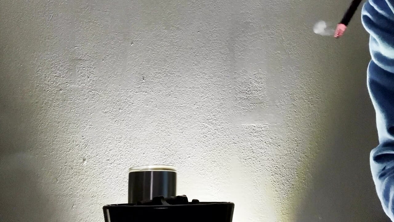 MY DIRTY ASHTRAY MORE 120 MENTHOLS IN MY HOTEL ROOM