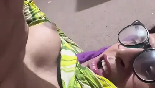 Bazen üst olduğumu hissediyorum ama kadın hormonları içime hükmediyor