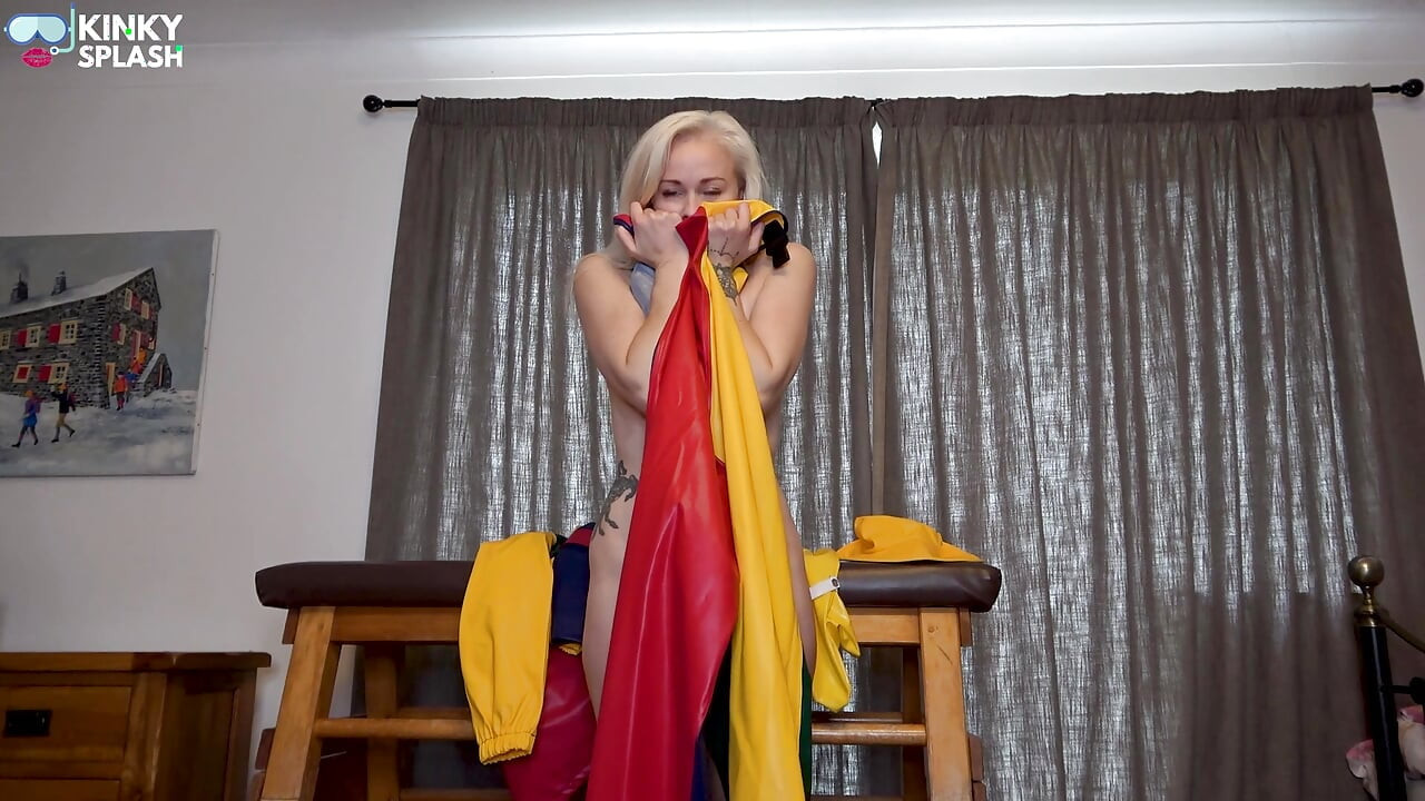 Jaši svoju gospodaricu: Pvc Ponyboy JOI & Zadirkivanje