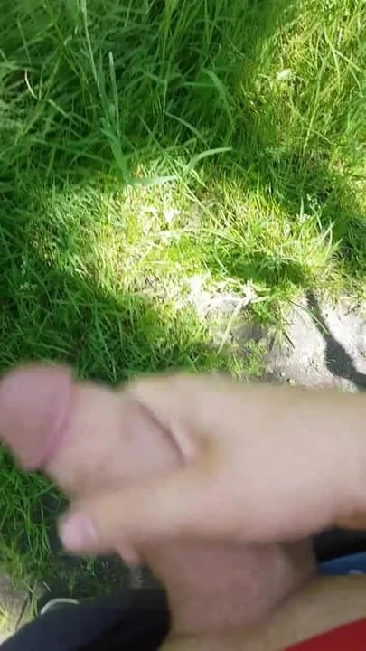 Outdoor jerk on forest path