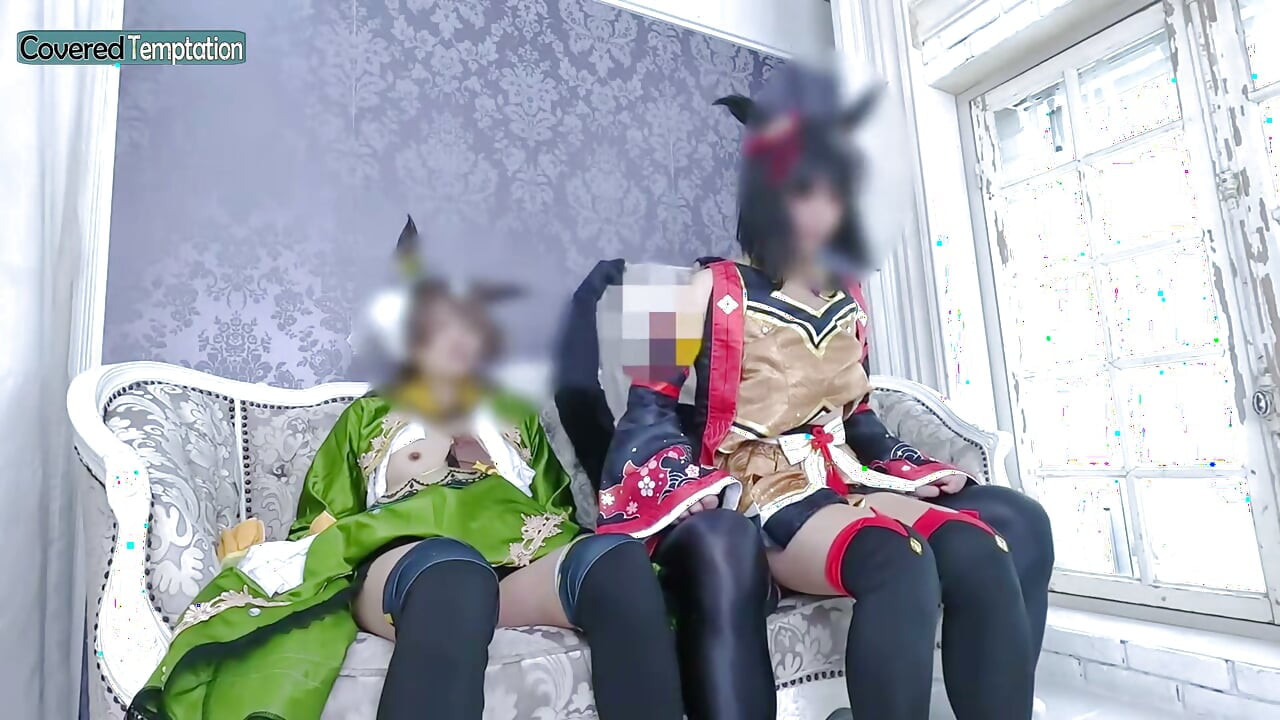 Cosplay - mulher adulta sexo a três com dois parceiros - cena de grupo