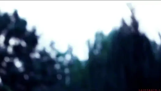 Eliska cross lässt steve zur nuss auf ihre rasierte fotze kommen