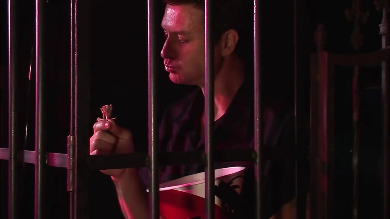 흑인 대물 자지에게 따먹히는 금발 밀프