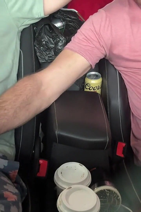 在你的咖啡裡射精奶油？