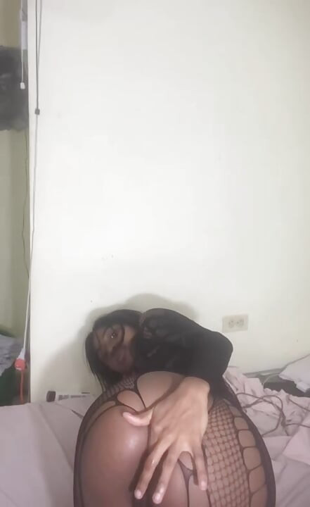 Ready to eat teen girl