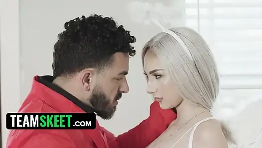 Камшот грудастой Skylar Vox, полный фильм