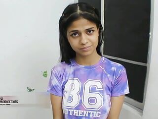 Amateur hardcore sex with the rich pussy of a beautiful Indian woman in apartment - Porn in English