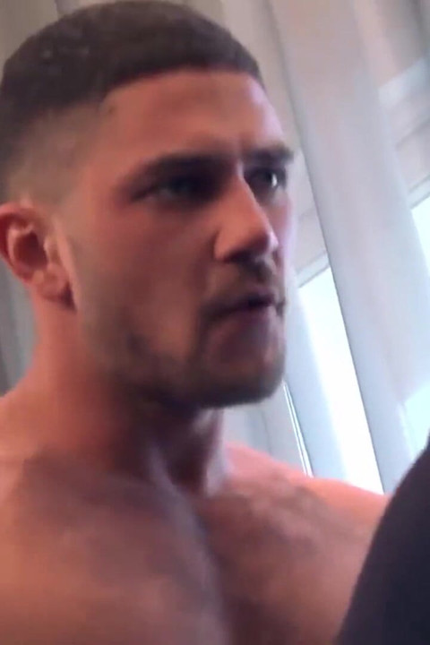 MENATPLAY - Mišićavi Dato Foland svršava u usta Carter Danea