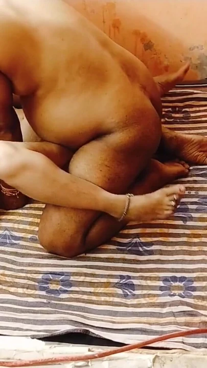 Spectacular moment from "Bhabhi ne chut chtwaya chuchi peelwayi payari madhu"