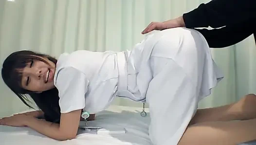 Das zu tun, ist für einen stiefvater falsch, ich weiß, trotzdem habe ich der versuchung verfallen