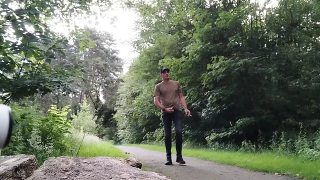 Cumshot in the park