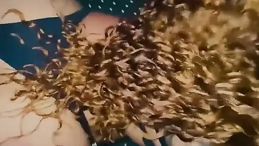 Partide erkek arkadaşımın arkadaşının odasına rahatlamaya gittim ve bak ne oldu.