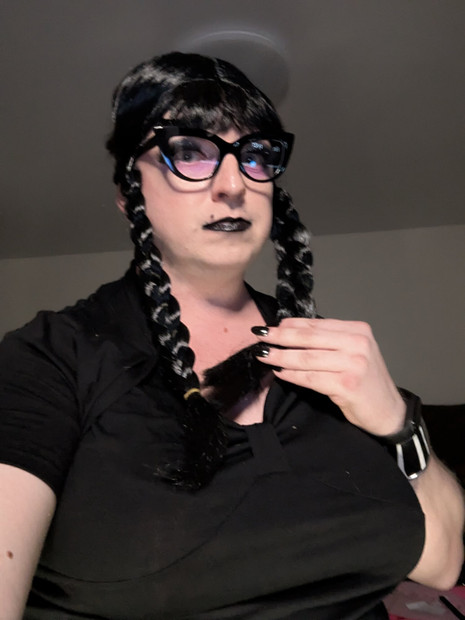 SSSLT Masha's Dancing to Lady Gaga's Bloody Marry. Wednesday Addams Cosplay.