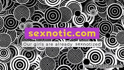 Татуированные и пирсингованная - пирсингованная и татуированная альт и эмо-крошки