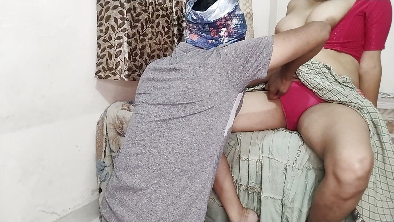 Bhabhi Recém-Casada Foi Fodida Pelo Cunhado Enquanto o Marido Estava Fora da Cidade, Áudio em Hindi