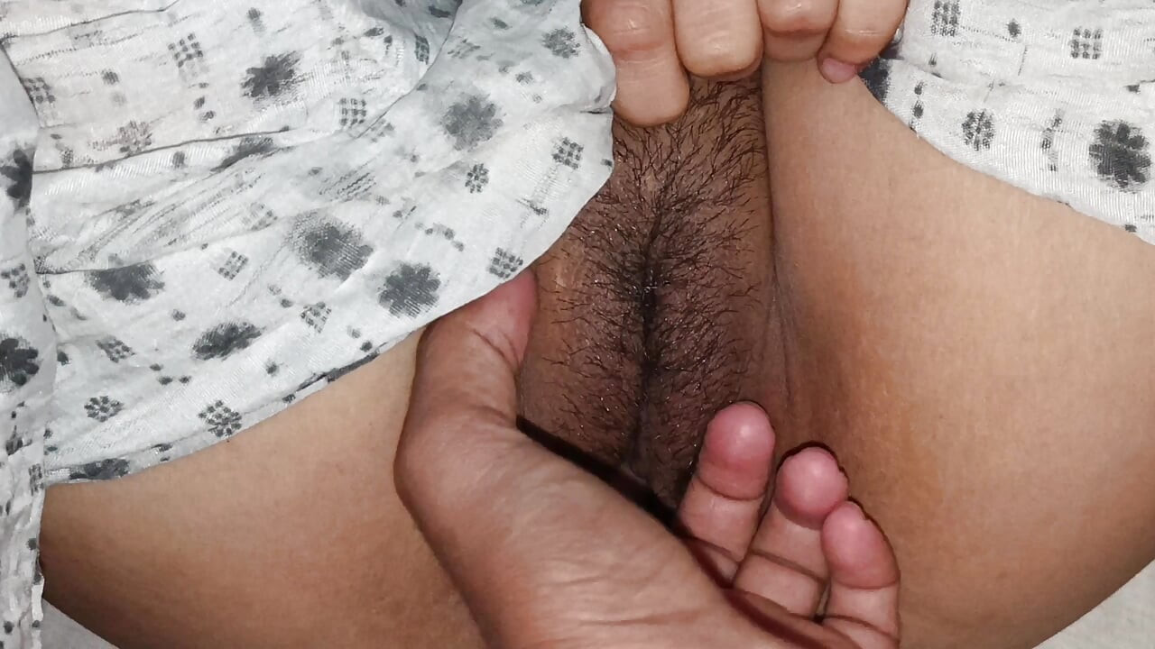 18 Years Old Horny Girl First Time Sex With Her Newly Boyfriend.