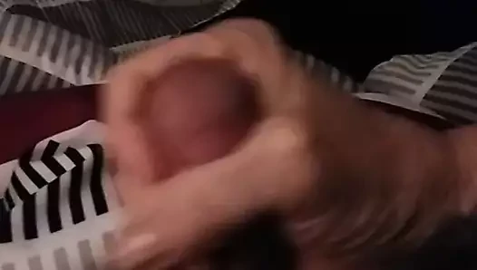 Milf hj &amp; beni sikişirken izliyor, toplarla oynuyor