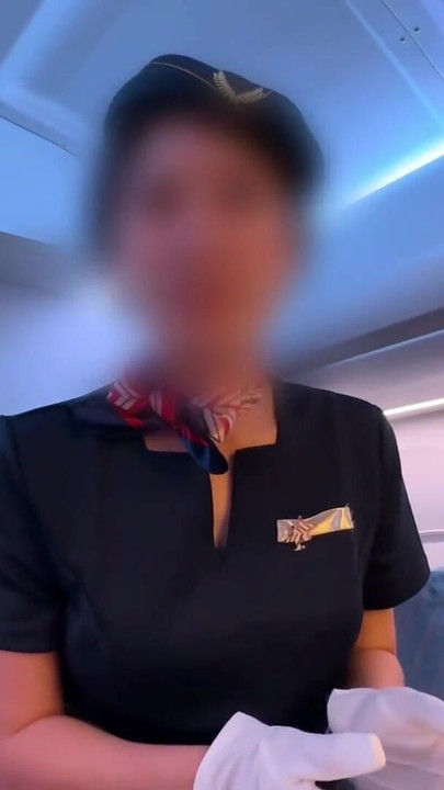 Flight attendant Service Sex. Her blowjob and creampie pussy offered in lieu of a meal(#386) | Clip 1