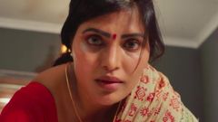 Indiancă Bhabhi sexy goală rgv. link film complet cu comentarii