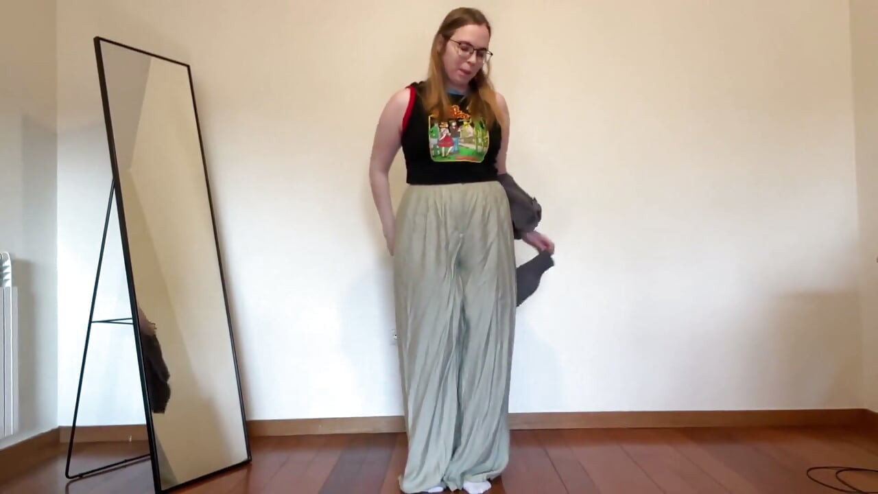 Exploring My Naked Body