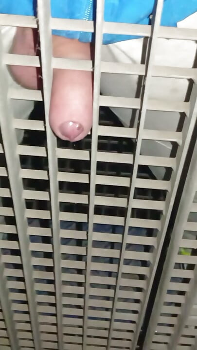 Watch porn and fuck bars