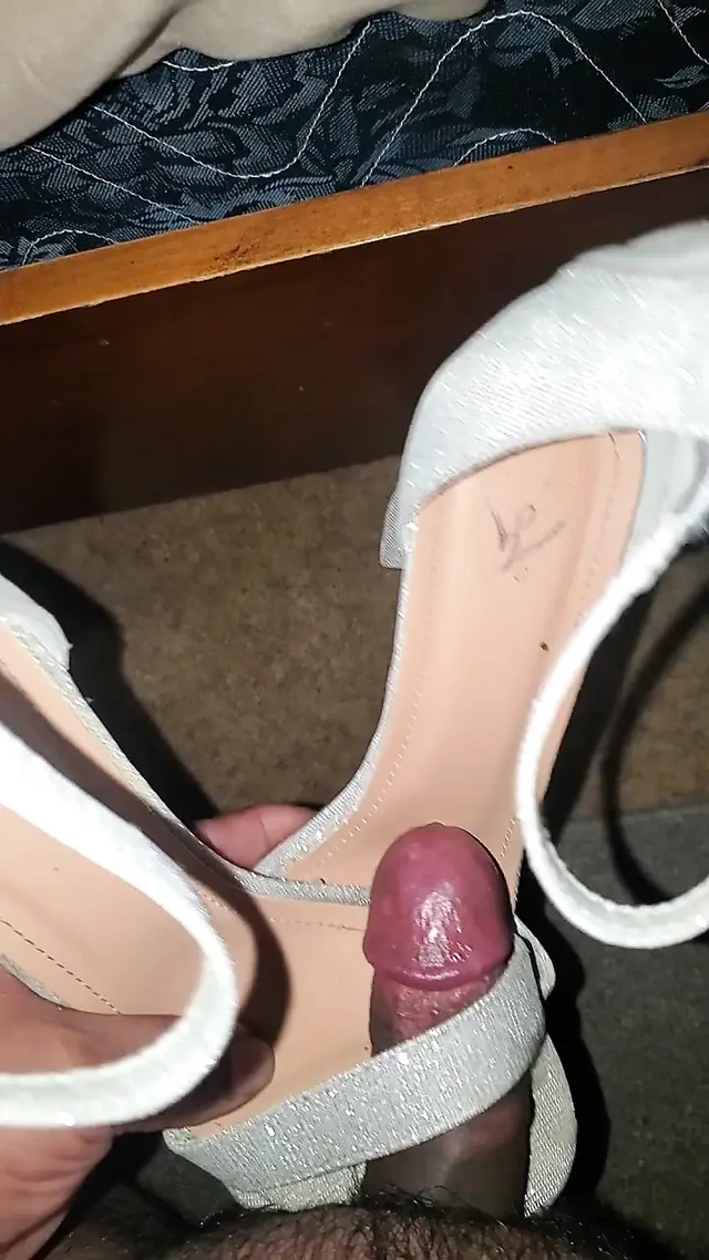 mechanic took teacher heels home for the night