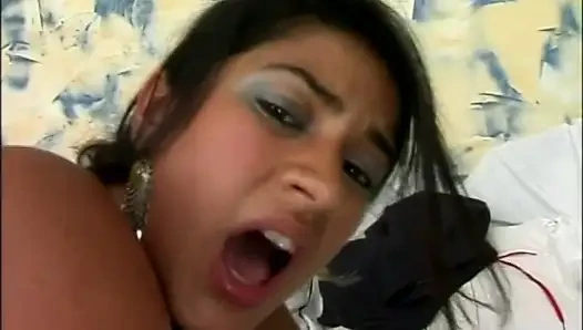 Juliano Ferraz обожает трахаться жестко и глубоко