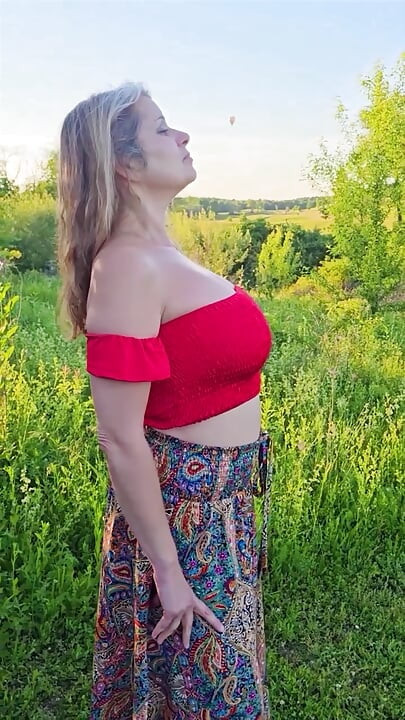 ONLYFANS Summer Sneak Peak LEAK Clip Compilation