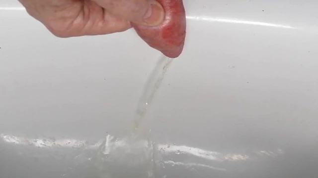 Pissing 3