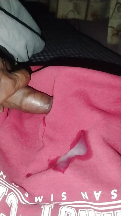 Cum on my own shirt