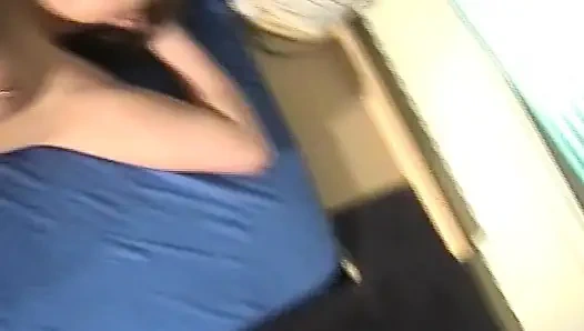 Pantat bahenol cewek jerman dengan pentil aduhai ini dientot habis-habisan sampai matanya merem melek