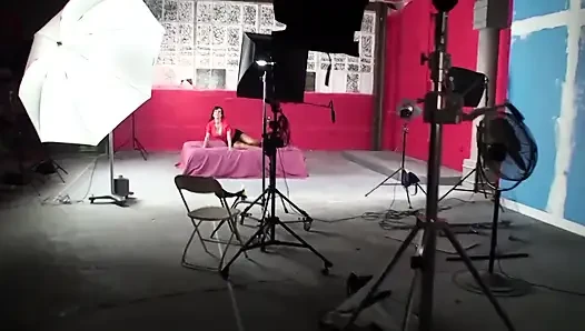 Aksi tante semok lagi asik seks pov - DVD