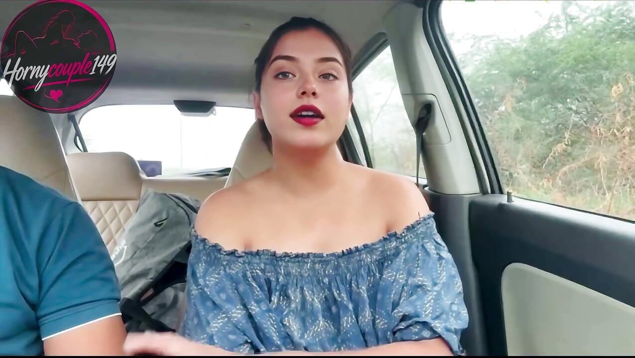 Indiana linda meia-irmã tomada ao ar livre e fodida com força quando ela estava sozinha no carro