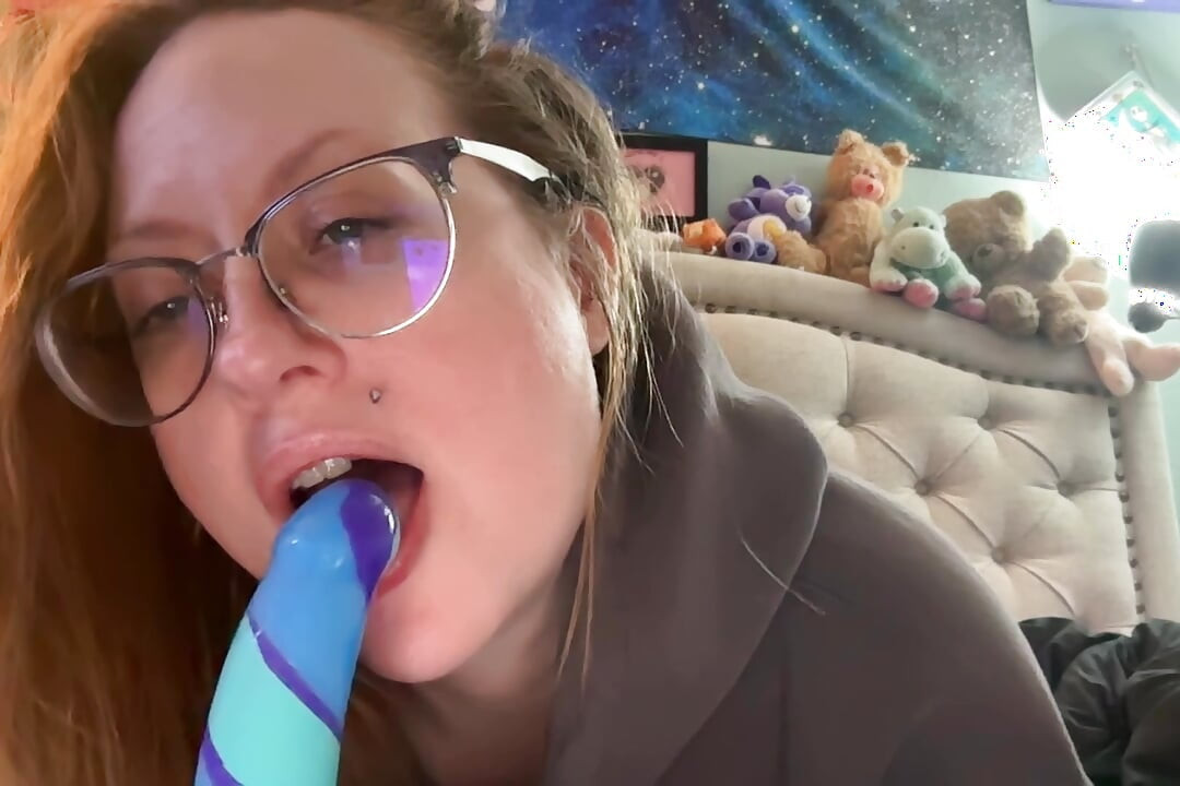 Showing Off My Sucking Skills On A Dildo
